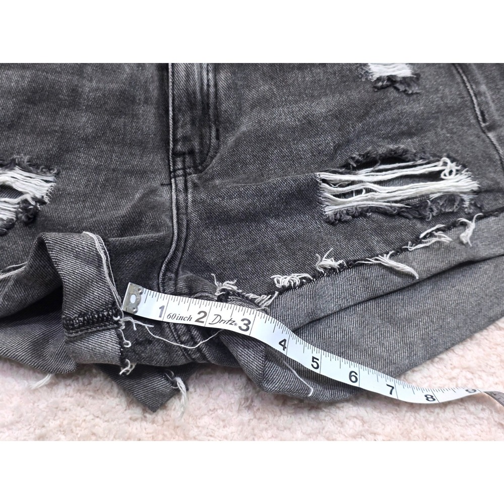 PacSun Womens Distressed Mom Shorts High Rise Faded Black Raw Hem Size 26 - Picture 5 of 9
